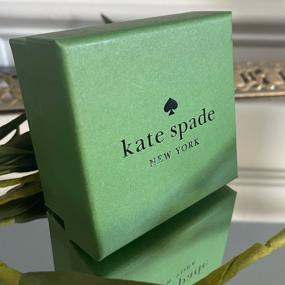 Kate Spade Bright Ideas Stud- Clear - Picture 3 of 4